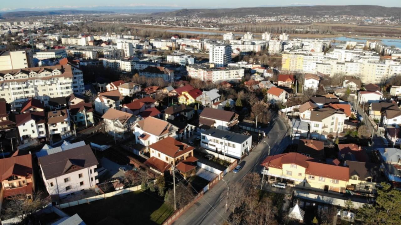 Отели типа «постель и завтрак» Academia De Arhitectura Питешти-18